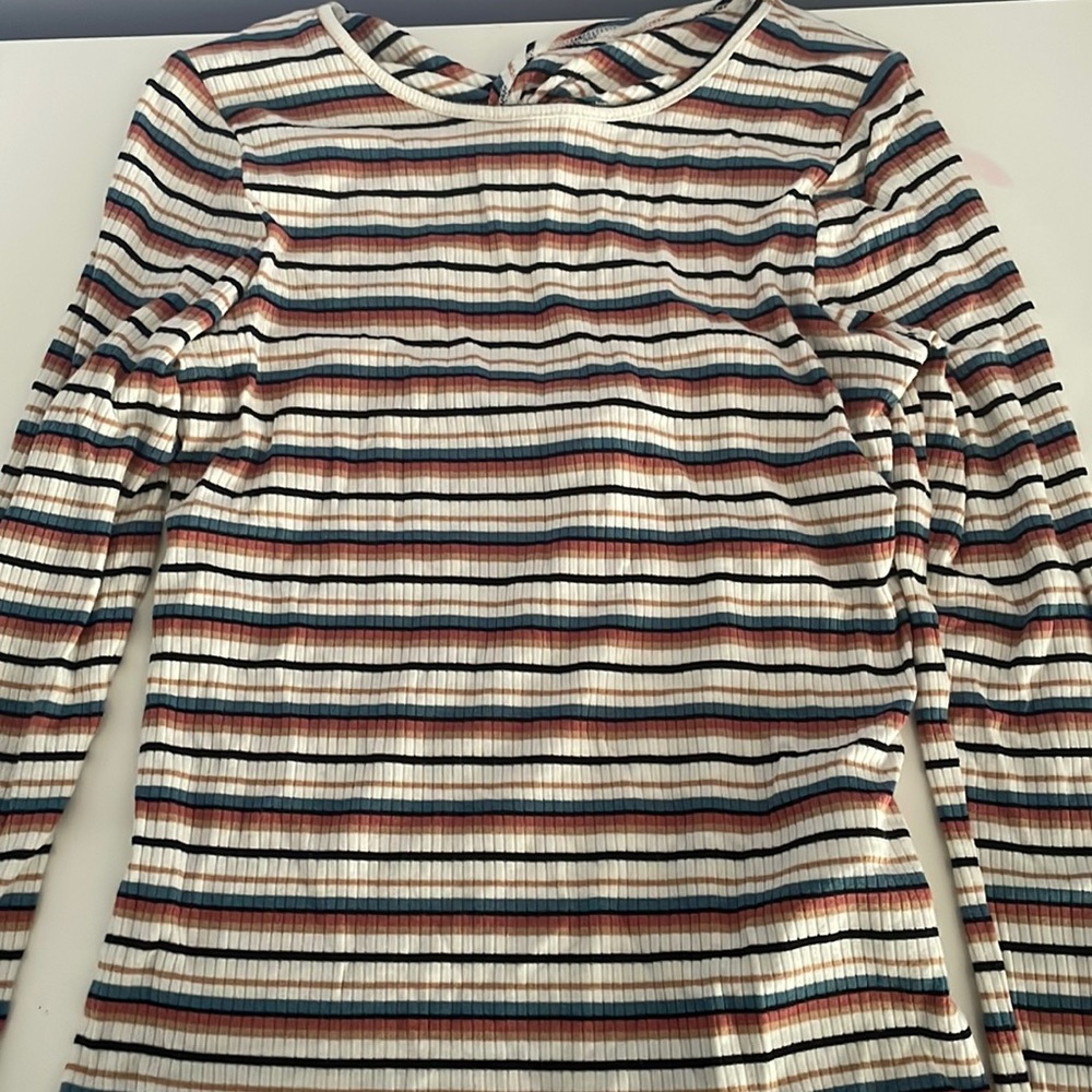 Long Sleeve top